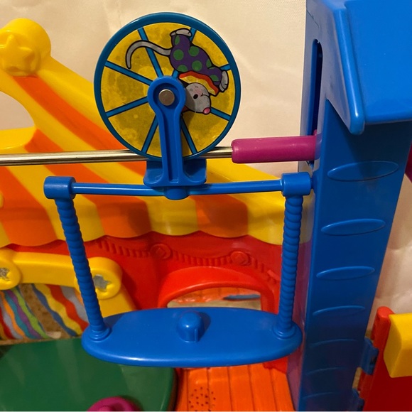 Little people big top circus carnival Lion elephant trapeze teeter totter - Picture 6 of 17